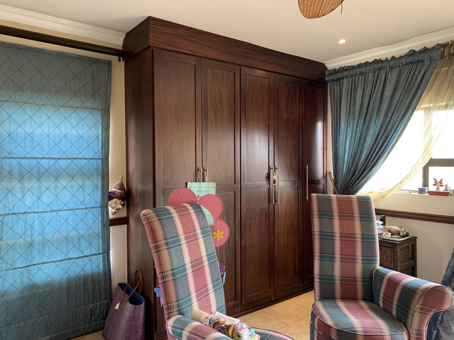 5 Bedroom Property for Sale in Birdwood Estate North West